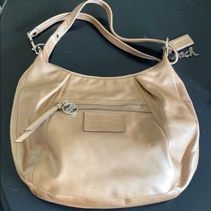 COACH Poppy Like New Leather Handbag